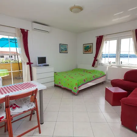 Vila Rosa Mora *