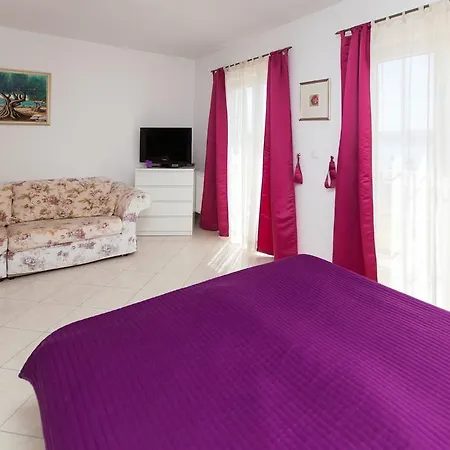 Vila Rosa Mora