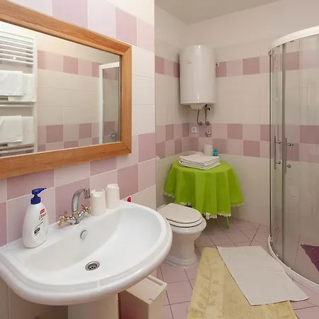 Vila Rosa Mora